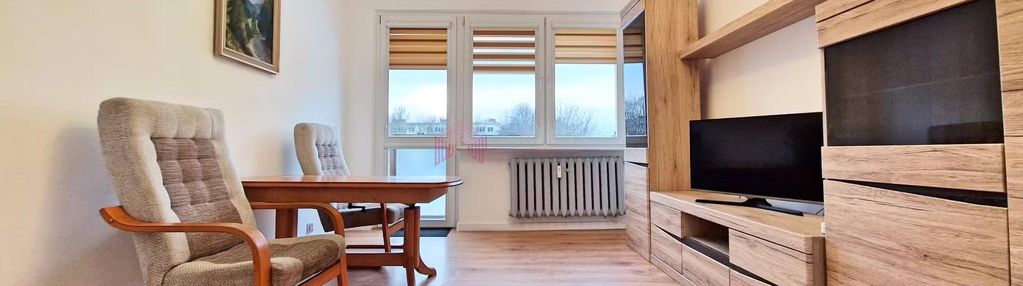 Trzypokoje z balkonem, dwustronne. zubrzyckiego.