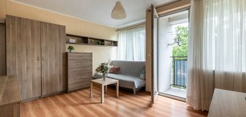 Trzy pokoje z balkonem w centrum