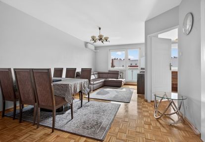 3 pokoje | duży balkon | basen w budynku |