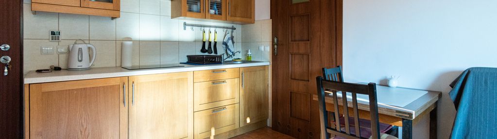 Kawalerka, parking, ul. radzikowskiego