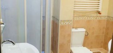 59  m2  /2  pokoje/ oddzielna  kuchnia/ balkon