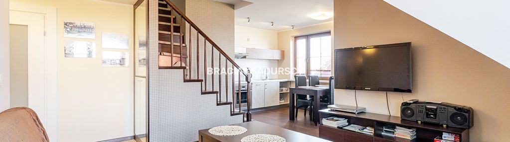 Przestronne mieszkanie z dużym tarasam / parking