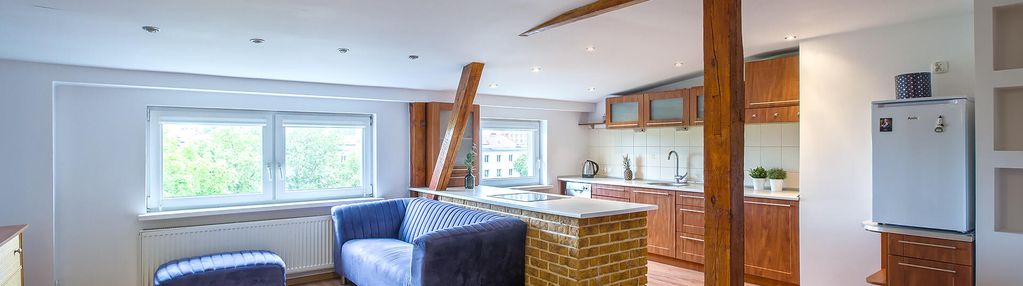 Klimatyczne mieszkanie | 3 sypialnie | piwnica | blisko um