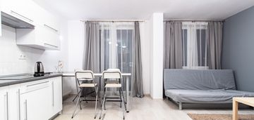 Kawalerka i czyżyny i balkon i garderoba i od 1.04