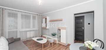 3 pokoje błonie z balkonem
