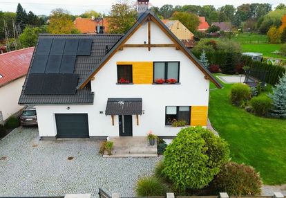 Nowoczesny, energooszczędny dom z pięknym ogrodem