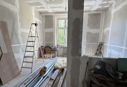 Kawalerka z wydzieloną przestrzenią sypialnianą