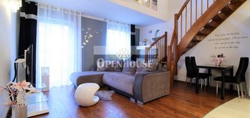 Dwupoziomowe, trzypokojowe mieszkanie na sprzedaż