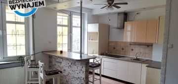 Stare miasto, ul. świętojańska |  antresola