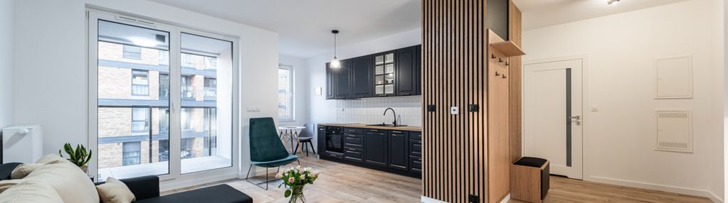 Jeżyce|balkon|umeblowane|miejsce postojowe