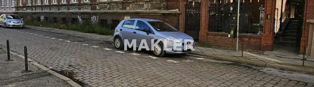 Zabytkowa kamienica z xix wieku w sercu bydgoszczy