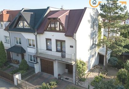 Dom rodzinny 266 m² z garażem i ogrodem w żukowie