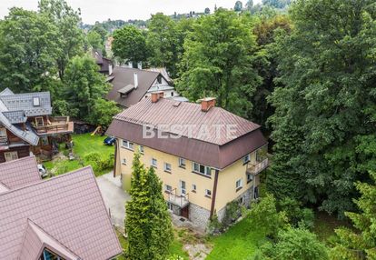 Dom w centrum zakopanego - 4 apartamenty