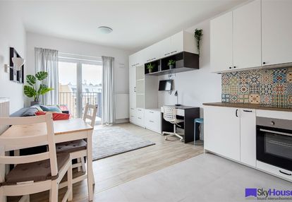 Do wynajęcia kawalerka w apartamentowcu przy rynku