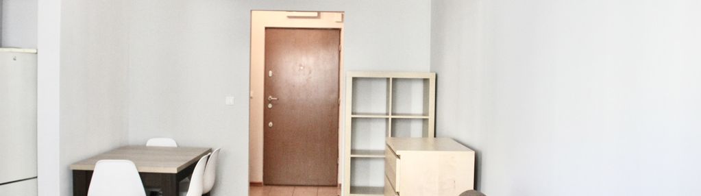 Atrakcyjna kawalerka przy metro wilanowska