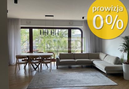 Łazienki królewskie ,apartament 5 minut spacerem