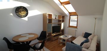 Do wynajęcia 2 pokojowe mieszkanie z klimatyzacją