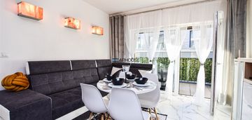 3 pok/ taras/ umeblowane/czyżyny/nowohucka/m1/eng