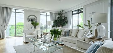 Luksusowy apartament obok placu trzech krzyży