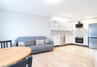 2 pok i rondo matecznego i podskale i parking