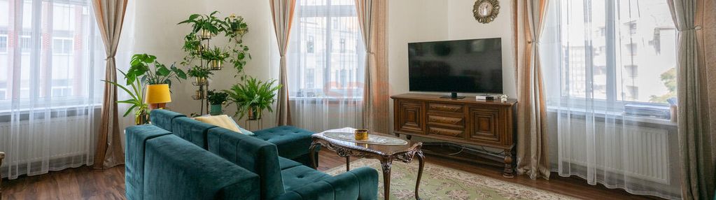 3 klimatyczne pokoje w kamienicy | centrum |