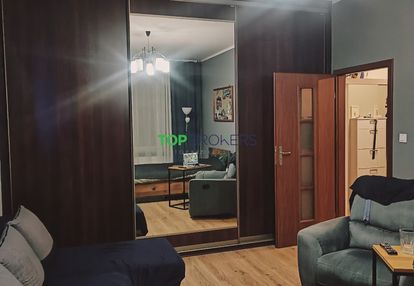 Przestronne studio w kamienicy