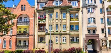 63 m² z balkonem | wysoki parter