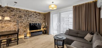 Mieszkanie na 5 p. z dużym balkonem!