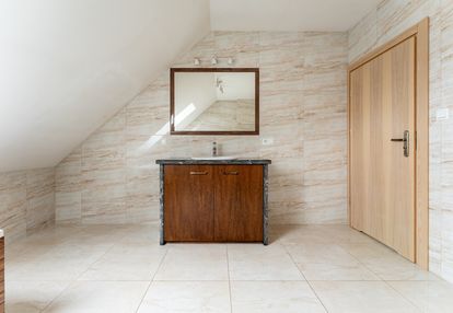 Dom wolnostojący z dala od zgiełku