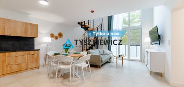 Penthouse z widokiem na morze i tarasami