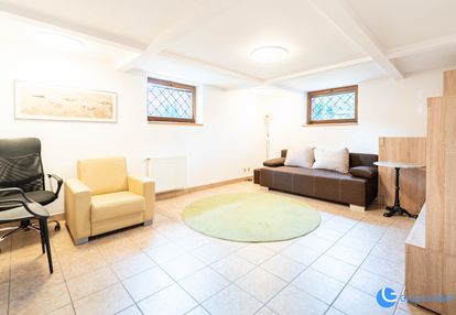 2-pok. *wola justowska*parking, 2 łazienki, sauna