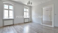 Apartament w samym centrum, al. marcinkowskiego