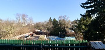 Skrajny dom w zabudowie szeregowej – świerczewo