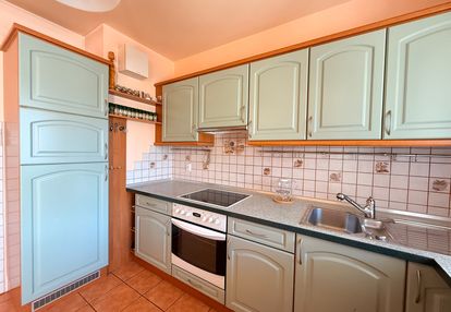 2 pokoje z garażem i balkonem przy metrze