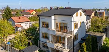 Dom wolnostojący/ narożna działka/wołomin