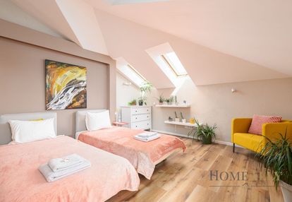 Apartament yellow na wynajem - centrum łomianek