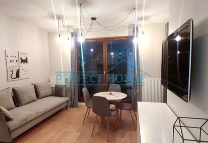 Apartament z ogródkiem/ rondo daszyńskiego