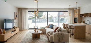 Nowoczesny dom w zabudowie bliźniaczej