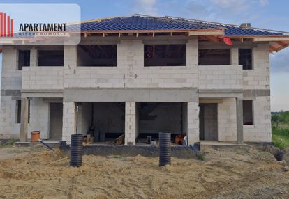 Dom w proszkowie z widokiem na sobótkę 141 m2