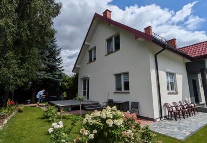 Atrakcyjny dom w bardzo dobrej lokalizacji