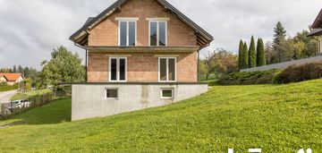 Dom na widokowej działce do wykończenia w bochni