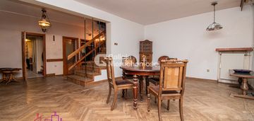 Dom w zabudowie szeregowej - osiedle piastów