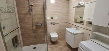 2 pokoje + garderoba. doskonała lokalizacja