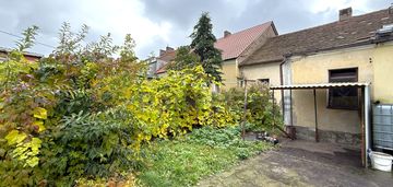 Prawa strona domu – do remontu, dolsk