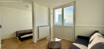 2 pokoje, hala mirowska , rondo onz | 15 piętro |