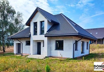 Dom wolnostojący z dobrym dojazdem do miasta