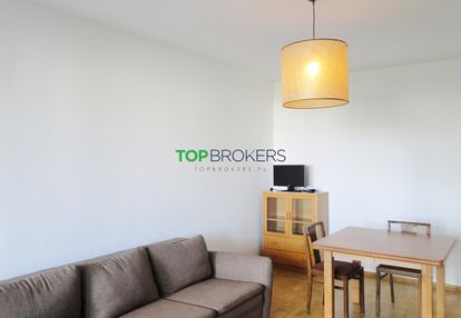 Trzy pokoje z oddzielną widną kuchnią