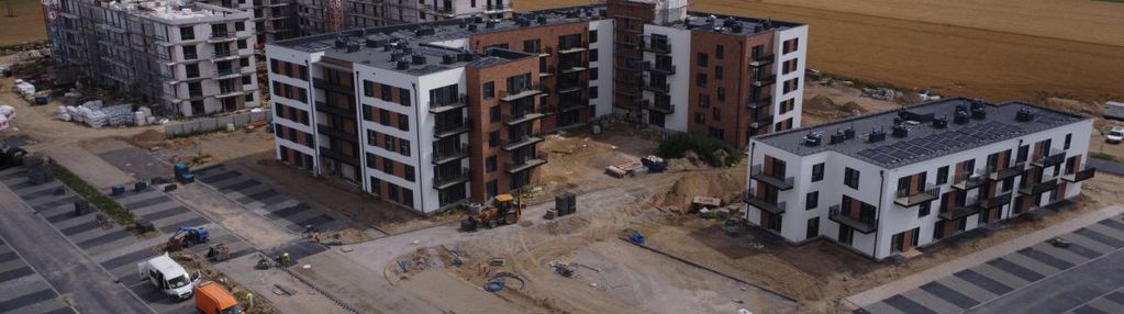 3 pokoje z balkonem i komórką lokatorską – garby