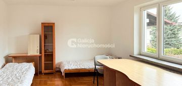 Dom pod biuro lub mieszkanie – drabinianka