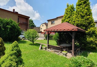 Dom w cichej dzielnicy pszowa.